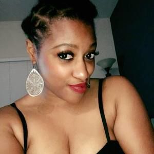 Meet your Posher, Roxie